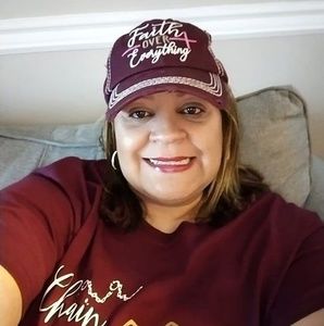 Meet your Posher, Dorcas